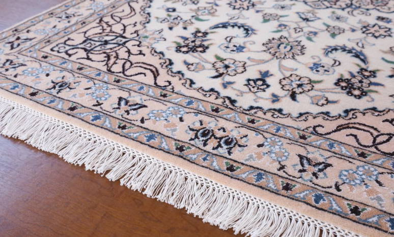 ペルシャ絨毯 イラン、ナイン産 ウール＆シルク 一畳サイズ クラフトワーク