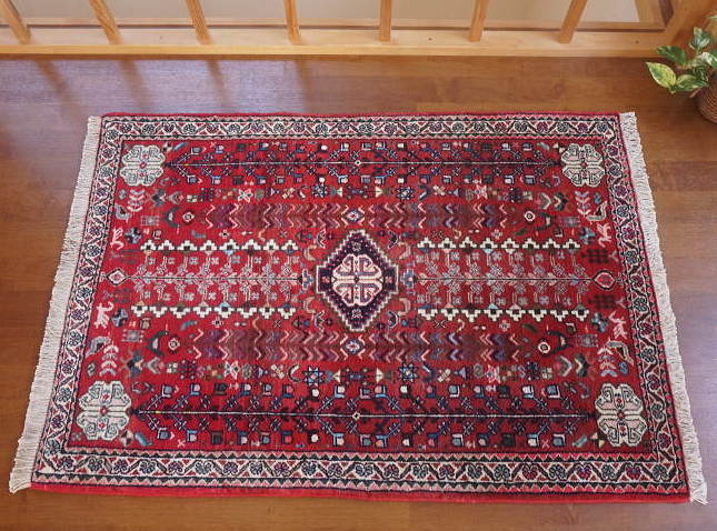 玄関マットサイズのペルシャ絨毯。イラン、アバデ産