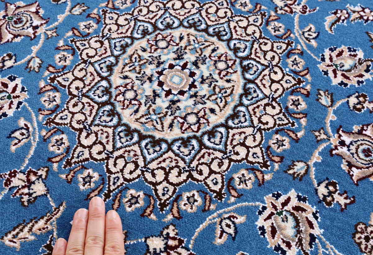 ペルシャ絨毯　ナイン産　青　cp19700