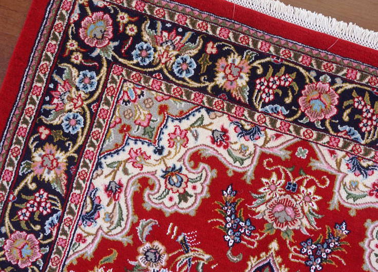 ペルシャ絨毯 イラン、クム産 一畳サイズ