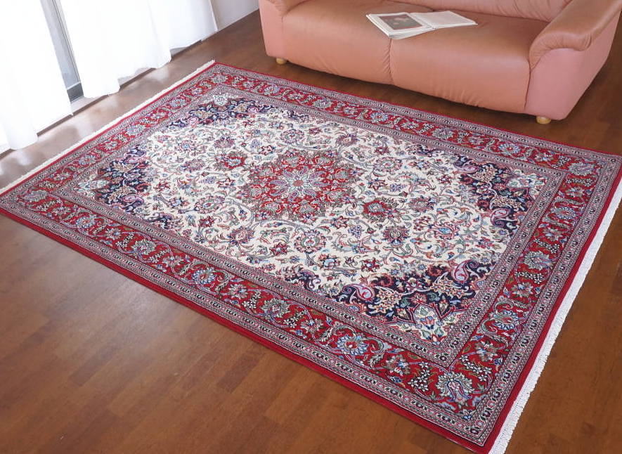 ペルシャ絨毯 リビングサイズ イラン・クム産｜家庭織りギャッベと 