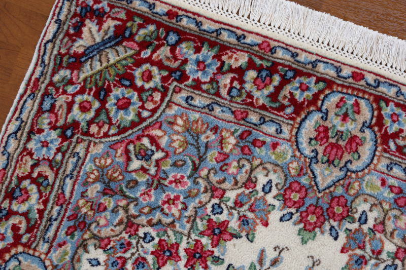 ペルシャ絨毯　ケルマン産3