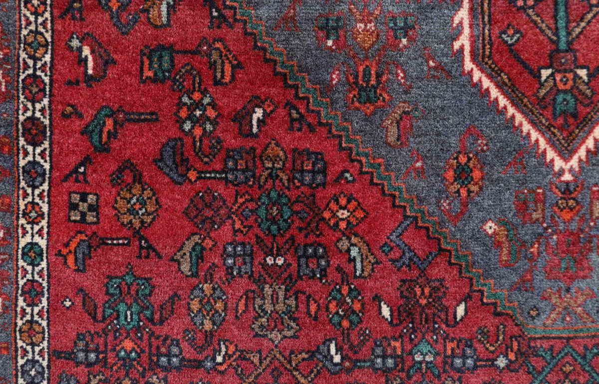 ゴルトゥーグ産ペルシャ絨毯（オールド）