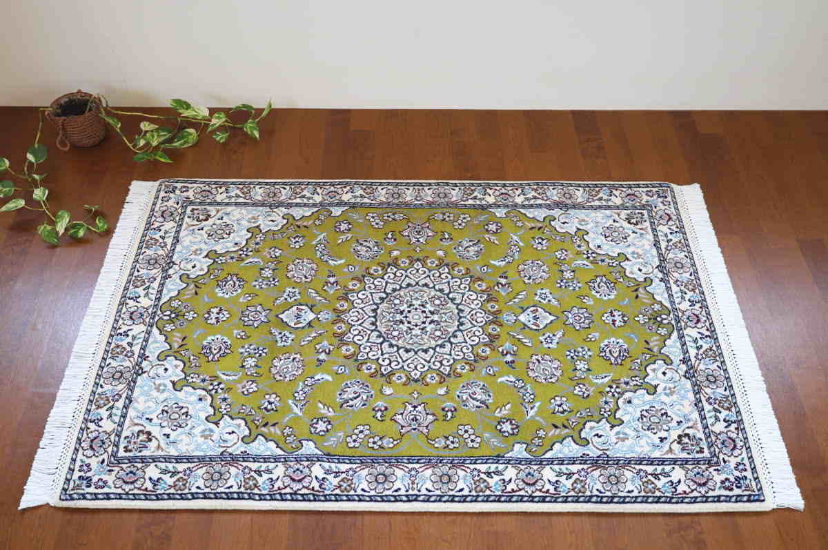 ペルシャ絨毯　ナイン産　モスグリーン　cp20540