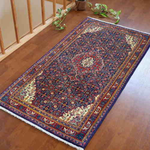 ペルシャ絨毯　サルーグ産