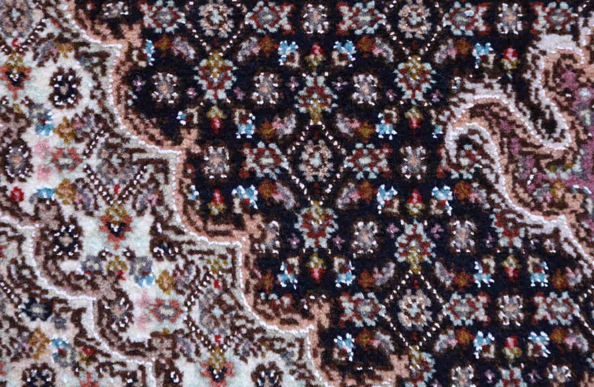 ペルシャ絨毯　タブリーズ産　cp20580
