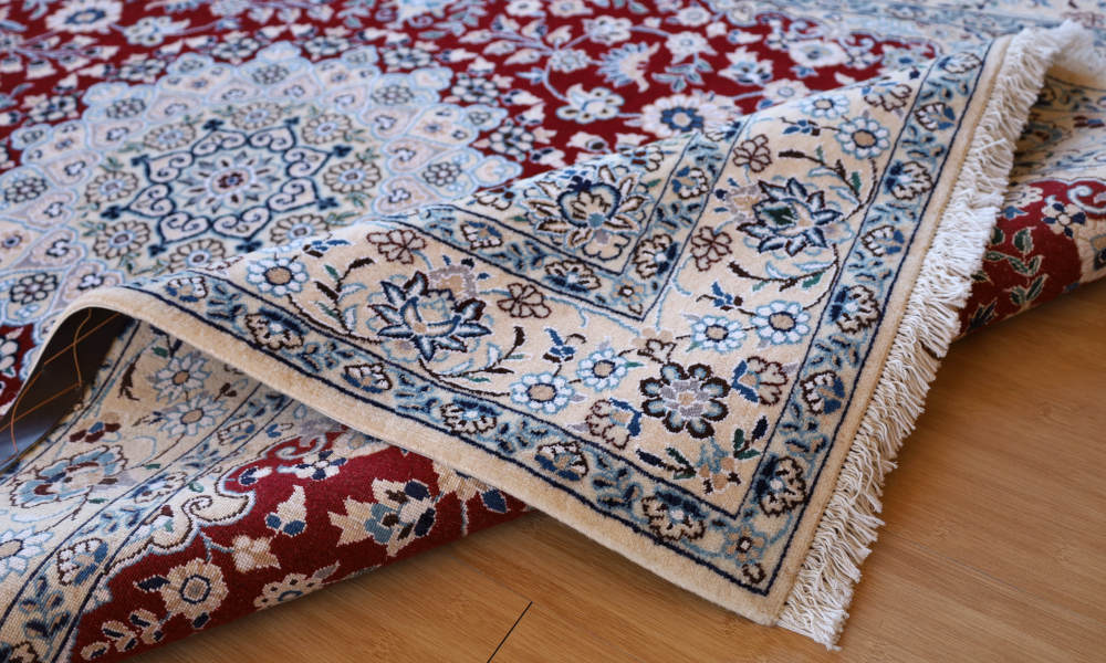 ペルシャ絨毯 イラン、ナイン産 204×128cm