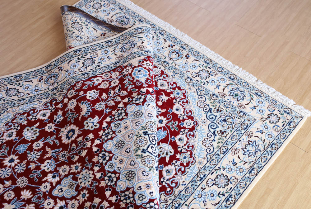 ペルシャ絨毯 イラン、ナイン産 204×128cm