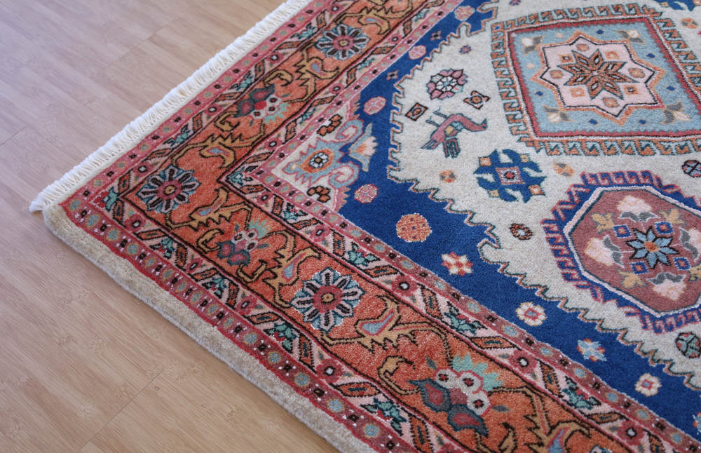 ペルシャ絨毯 イラン、アルデビル産 213×138cm ウール＆シルク　オレンジ×青