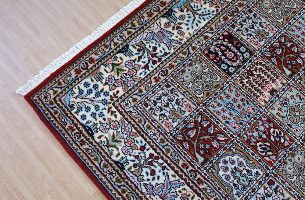 ペルシャ絨毯 イラン、ムード産 237×166cm ウール　パネル模様