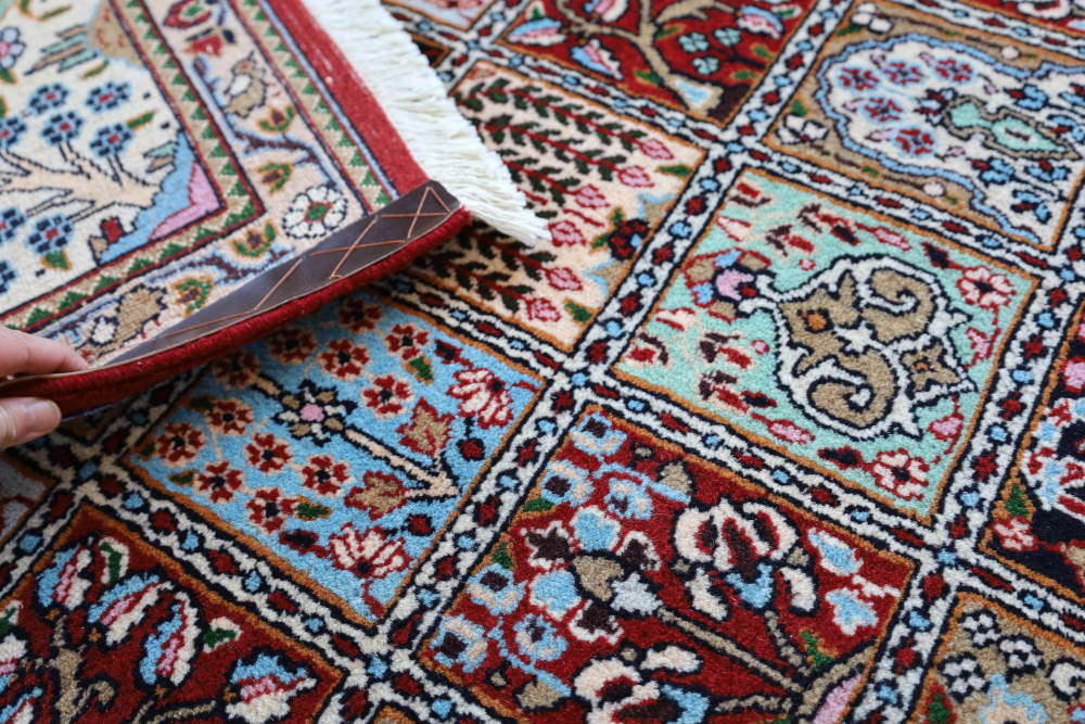 ペルシャ絨毯 イラン、ムード産 237×166cm ウール　パネル模様