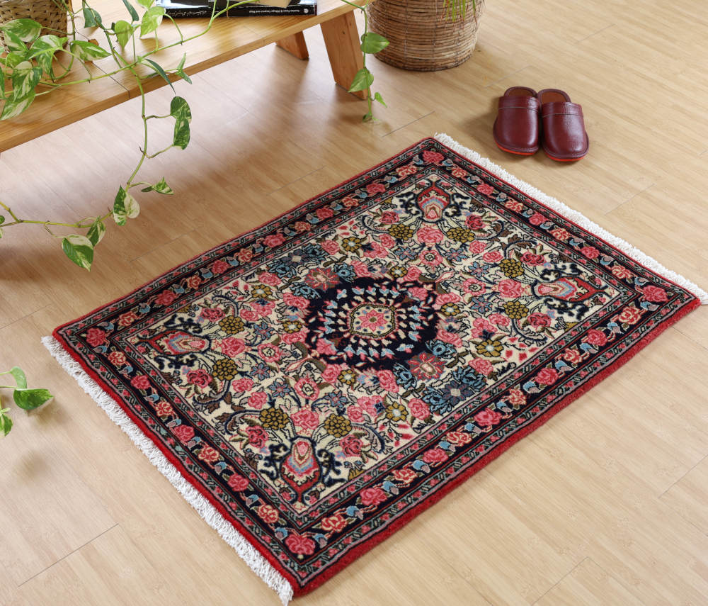 ビンテージペルシャ絨毯　玄関マット　イラン・ビジャー産 88×65cm ピンク