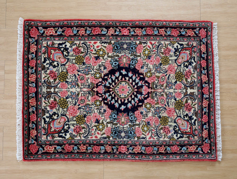 ビンテージペルシャ絨毯　玄関マット　イラン・ビジャー産 88×65cm ピンク