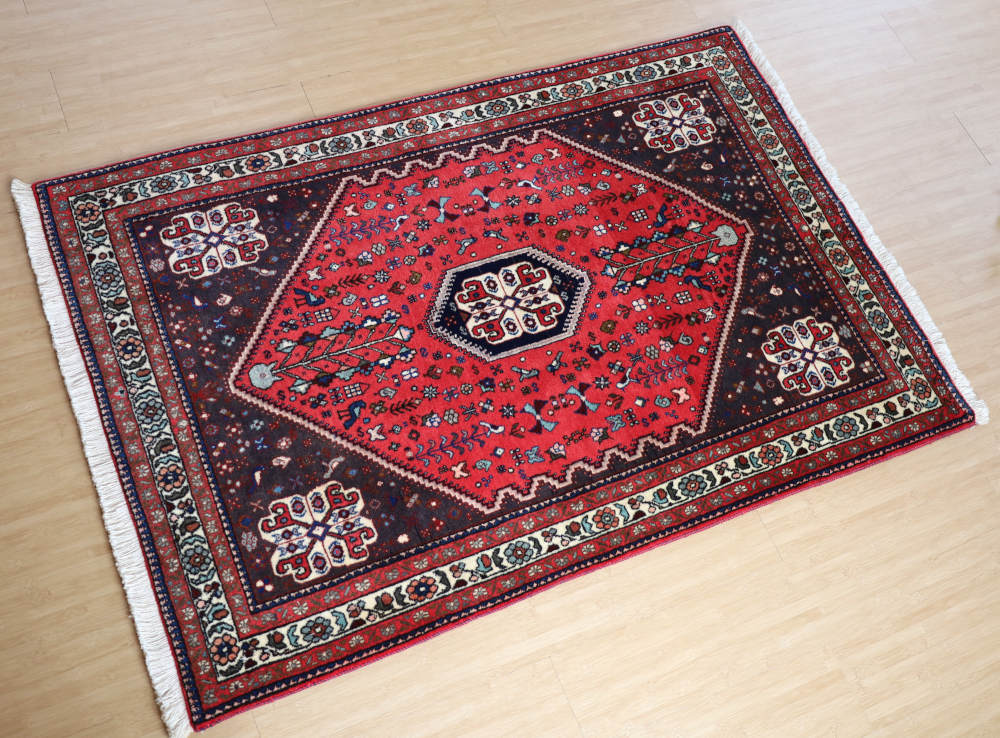 ペルシャ絨毯 アバデ産 151×102cm 上から見た全体像
