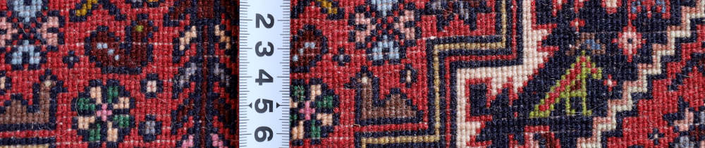 ペルシャ絨毯玄関マット イラン、ゴルトゥーグ産 91×60cm の裏面の織り目の様子