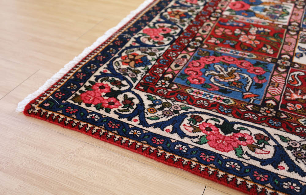 ペルシャ絨毯 イラン、バクティアリ族 195×136cm