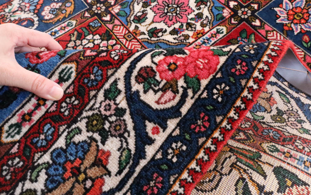 ペルシャ絨毯 イラン、バクティアリ族 195×136cm