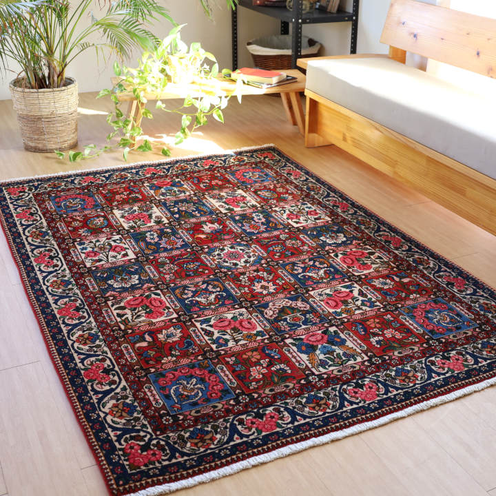 ペルシャ絨毯 バクティアリ族 195×136cm