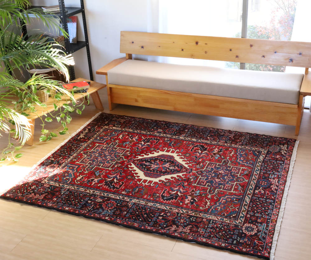 ペルシャ絨毯 イラン、ビドガネ産 190×150cm ウール　藍とえんじ