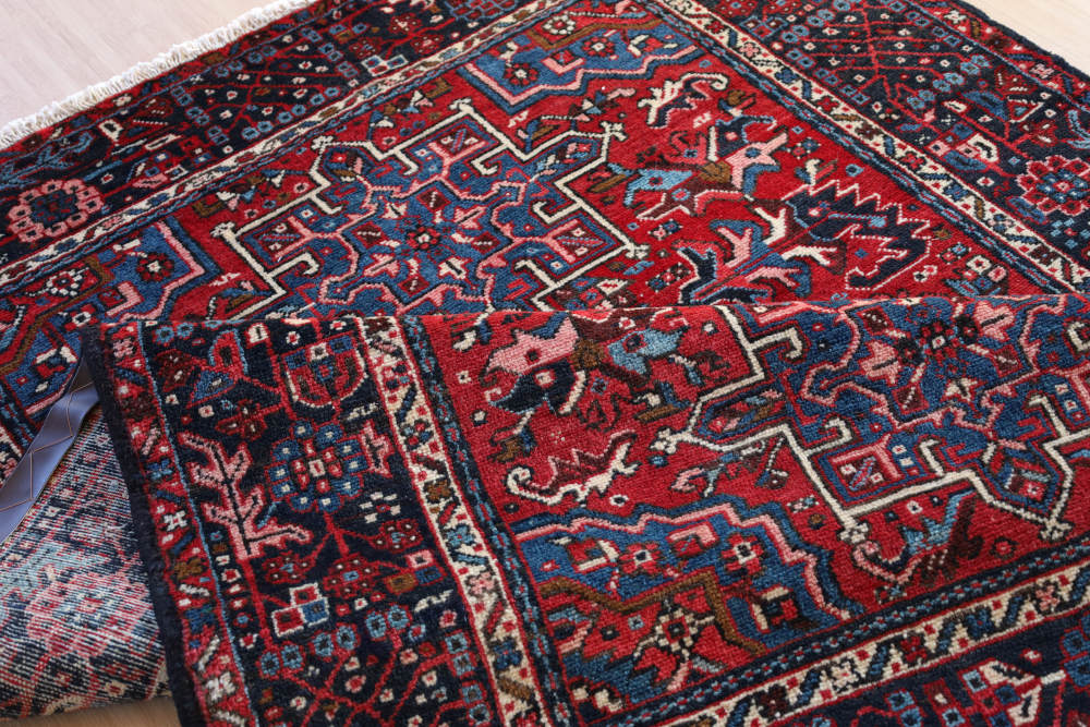 ペルシャ絨毯 イラン、ビドガネ産 190×150cm ウール　藍とえんじ