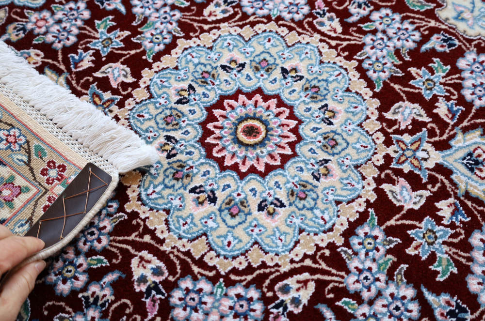 ペルシャ絨毯玄関マット イラン、ナイン産 89×62cm ウール＆シルク　ワインレッド