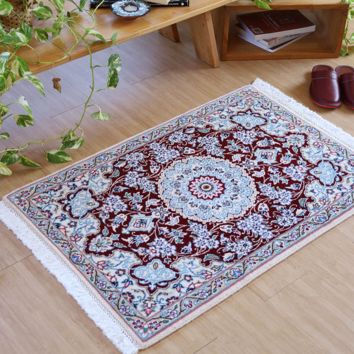 ペルシャ絨毯　ナイン産　89×62cm