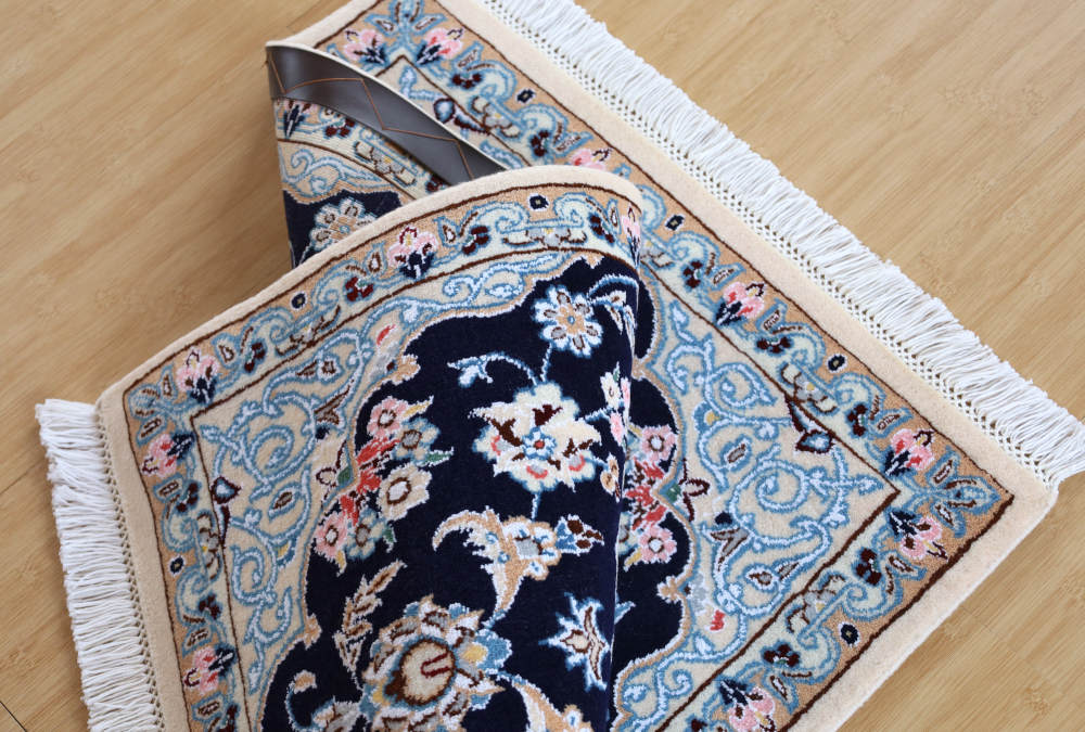 ペルシャ絨毯玄関マット イラン、ナイン産 94×62cm ウール＆シルク　ネイビー