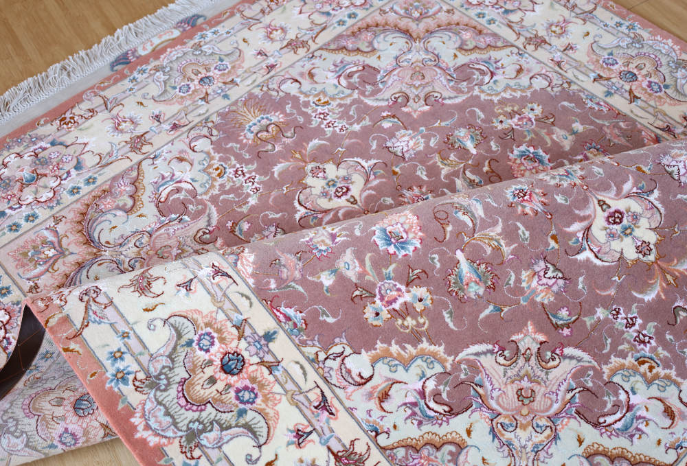 ペルシャ絨毯 タブリーズ産 205×154cm ウール＆シルク　薄紫