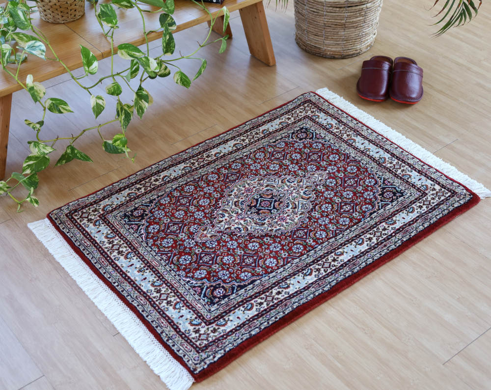 ペルシャ絨毯玄関マット イラン、ムード産 85×61cm ウール＆シルク　赤