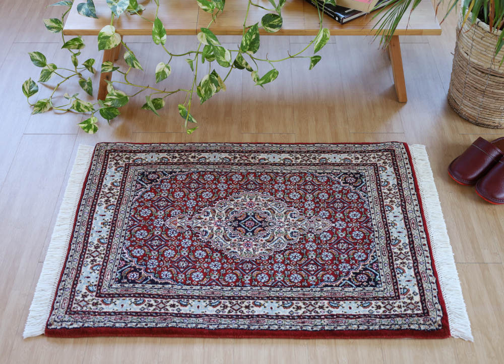 ペルシャ絨毯玄関マット イラン、ムード産 85×61cm ウール＆シルク　赤