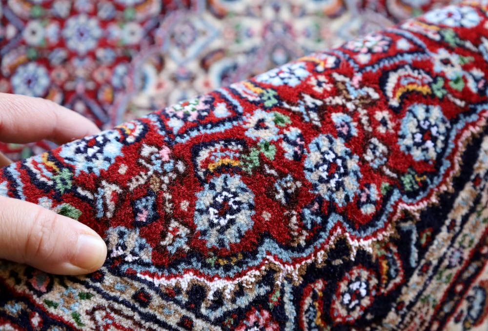 ペルシャ絨毯玄関マット イラン、ムード産 85×61cm ウール＆シルク　赤