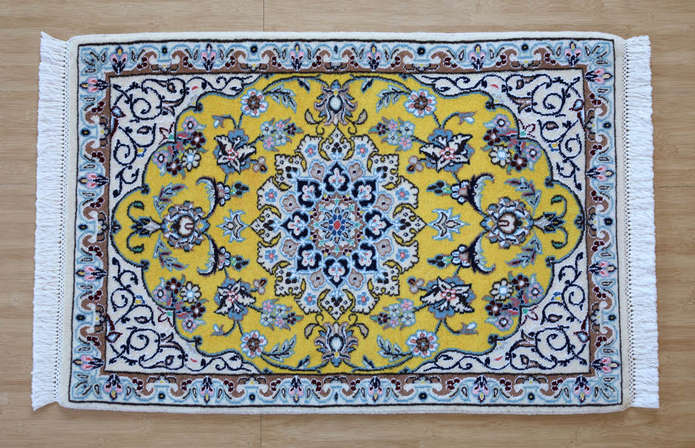 ペルシャ絨毯玄関マット イラン、ナイン産 89×61cm ウール&シルク 黄色