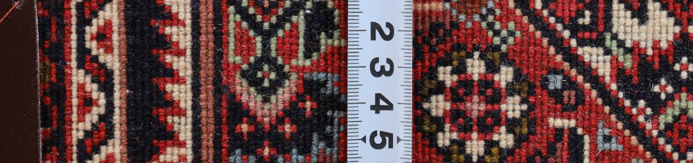 ペルシャ絨毯ビジャー産　65×44cm　ミニサイズ