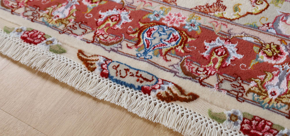 ペルシャ絨毯玄関マット イラン、タブリーズ産 128×81cm ウール＆シルク　ベージュ＆ピンク