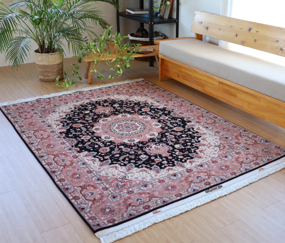 ペルシャ絨毯 イラン、タブリーズ産 203×152cm ウール&シルク 藍×ピンク
