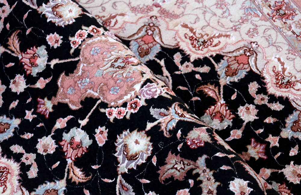 ペルシャ絨毯 イラン、タブリーズ産 203×152cm ウール&シルク 藍×ピンク