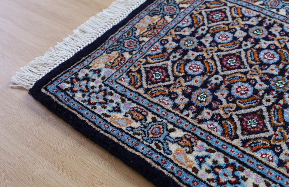 ペルシャ絨毯ムード産　57×42cm　ミニサイズ