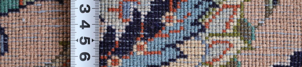 ペルシャ絨毯（2×3メートル） イラン、ヤズド産 298×202cm ウール　淡いピンクベージュ