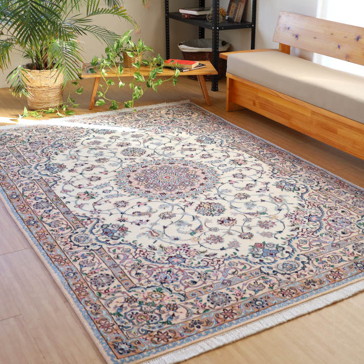 ペルシャ絨毯　ナイン産 254×168cm