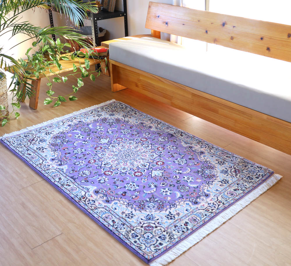 ペルシャ絨毯 ナイン産 147×97cm 紫 ラグ（正面）