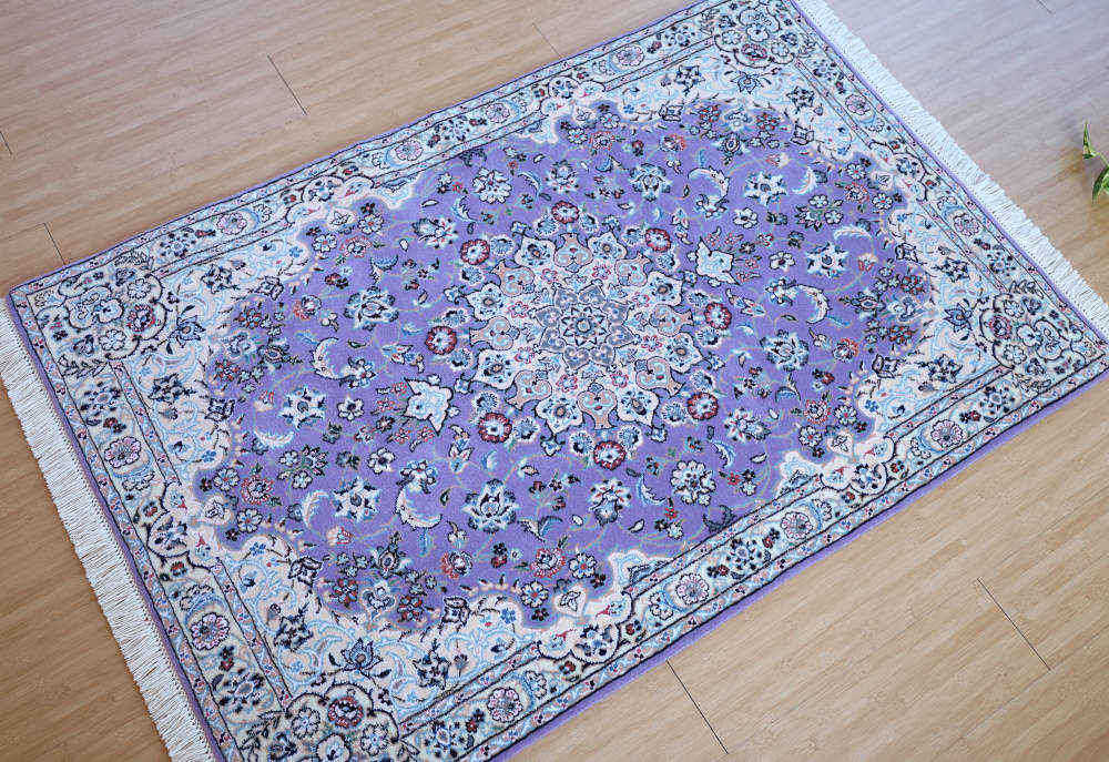 ペルシャ絨毯 ナイン産 147×97cm 紫 ディテール1