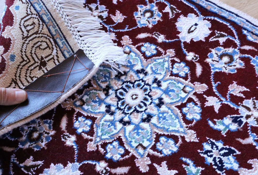 ペルシャ絨毯ナイン産　59×39cm　ミニサイズ