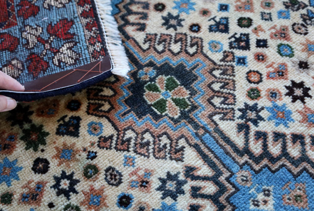 ペルシャ絨毯玄関マット イラン、ヤラメ・ルリ族 116×84cm オールド・ヴィンテージ