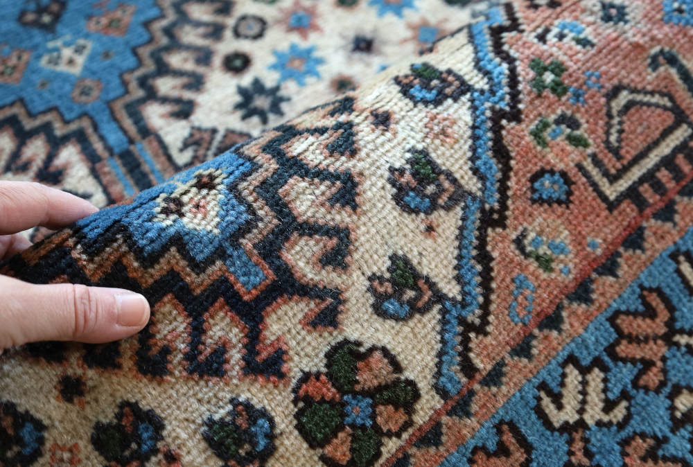 ペルシャ絨毯玄関マット イラン、ヤラメ・ルリ族 116×84cm オールド・ヴィンテージ