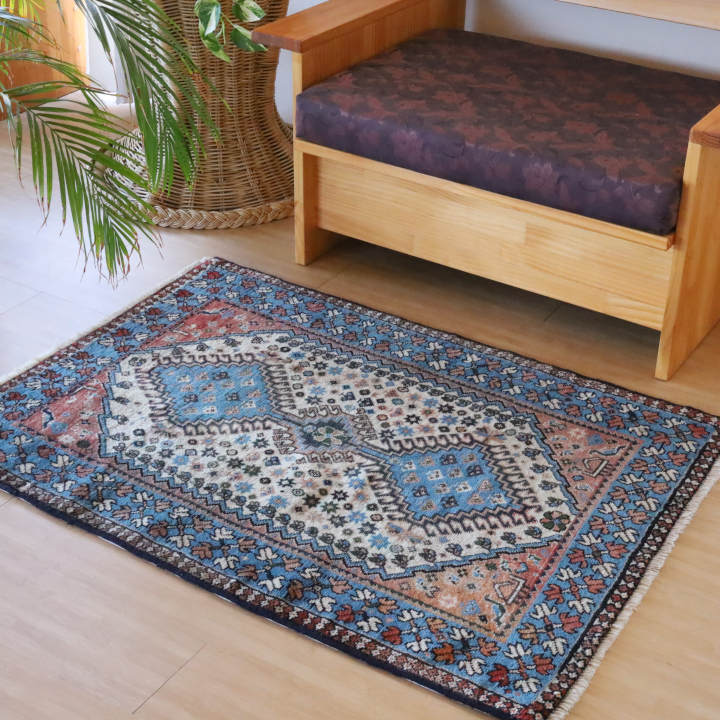 ペルシャ絨毯（ヤラメ）116×84cm