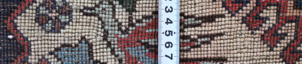 ペルシャ絨毯玄関マット イラン、ヤラメ・ルリ族 136×85cm オールド・ヴィンテージ