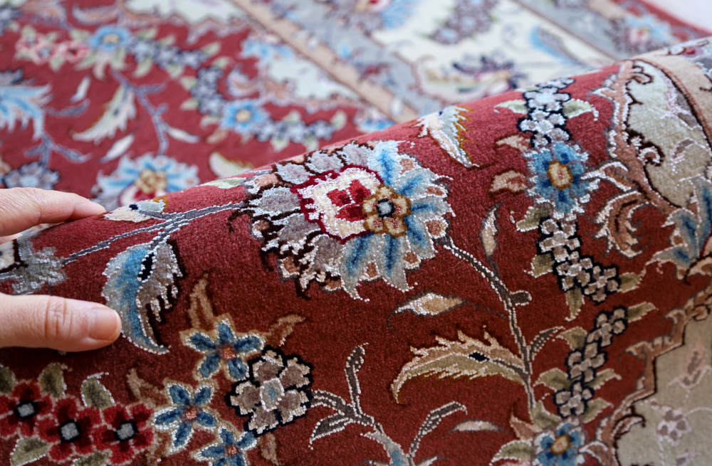 ペルシャ絨毯 イラン、タブリーズ産 203×157cm