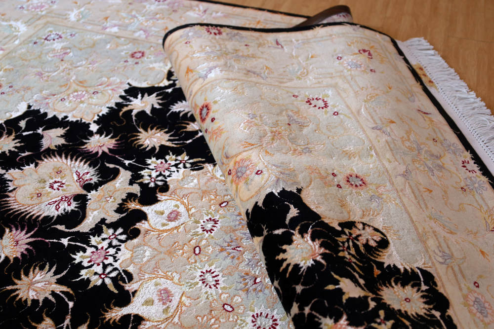 ペルシャ絨毯 イラン、タブリーズ産 205×153cm