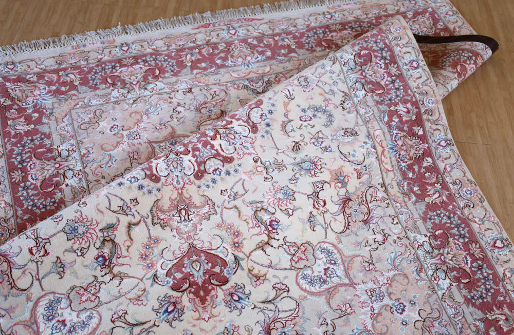 ペルシャ絨毯 イラン、タブリーズ産 206×153cm