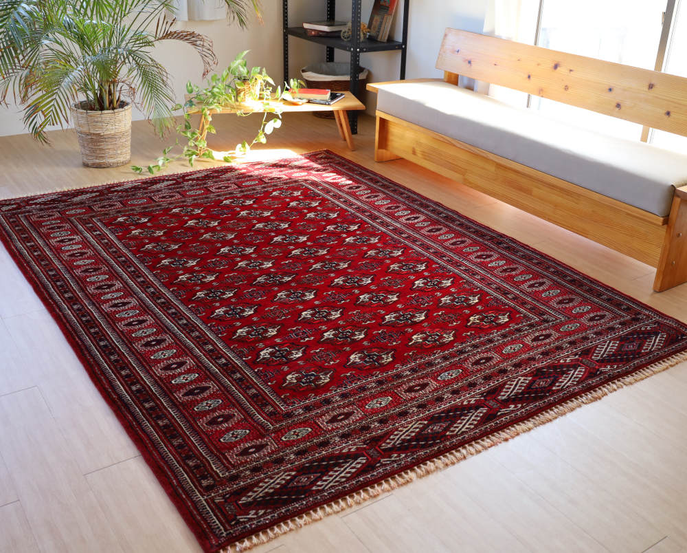 トルクメン絨毯　247×187cm